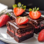 🍓 Chocolate Dipped Strawberry Brownies 🍫